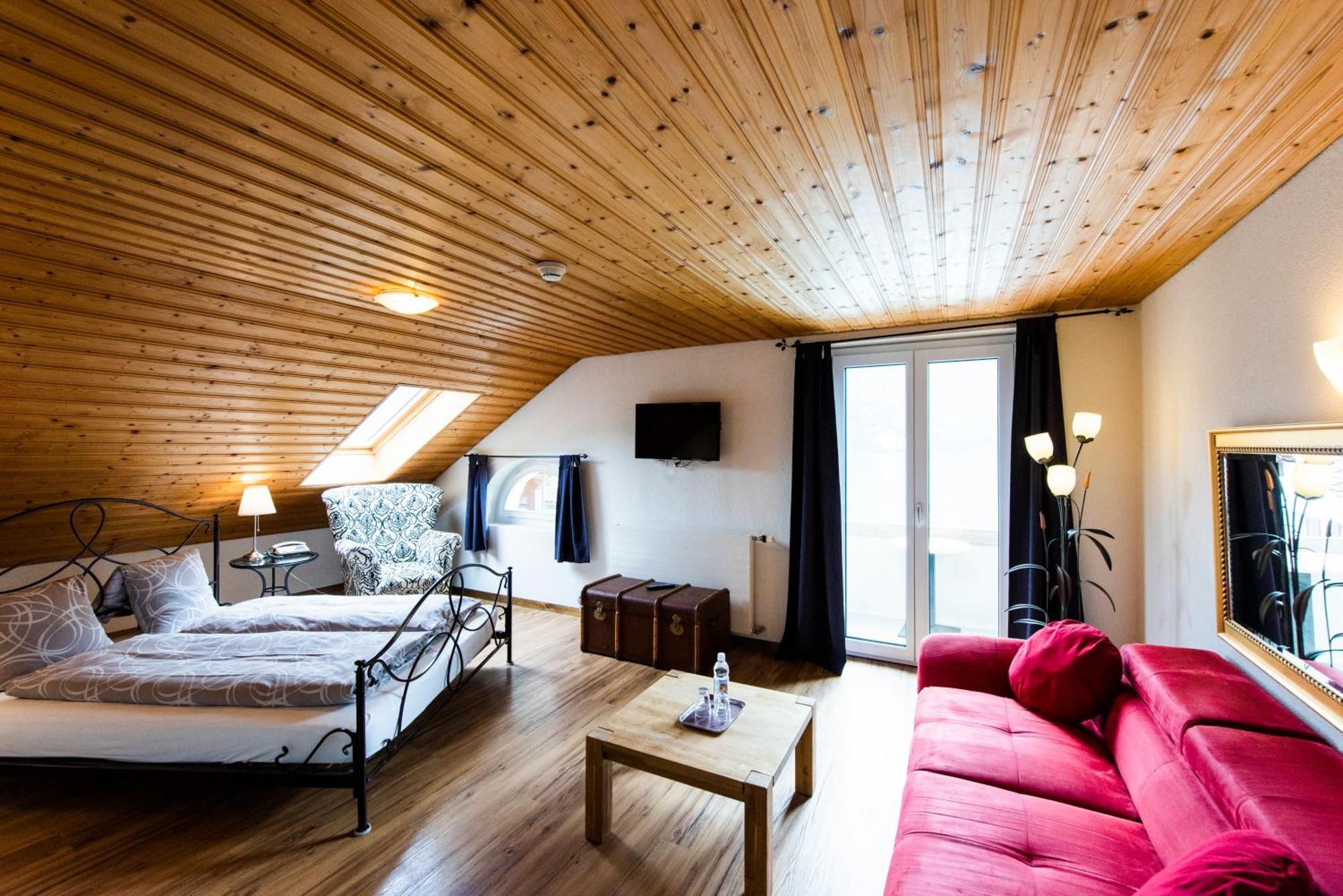 Hotel Brienzerburli Brienz  Esterno foto